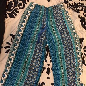 groovy patterned pants 💙🖤